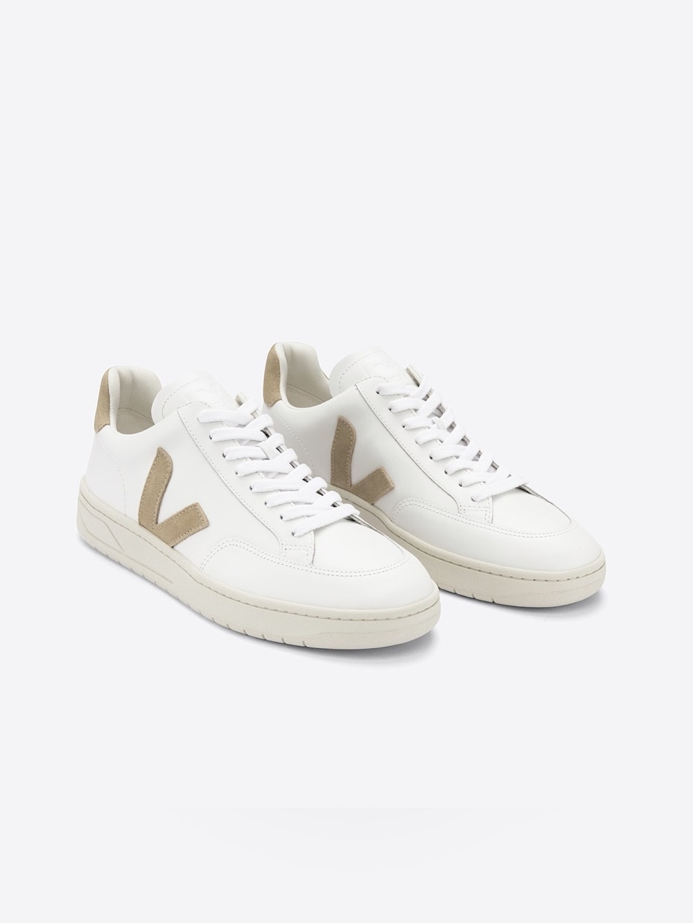 Veja Women’s V12 Classic Leather Sneakers Whiten preppy classic minimalist euro